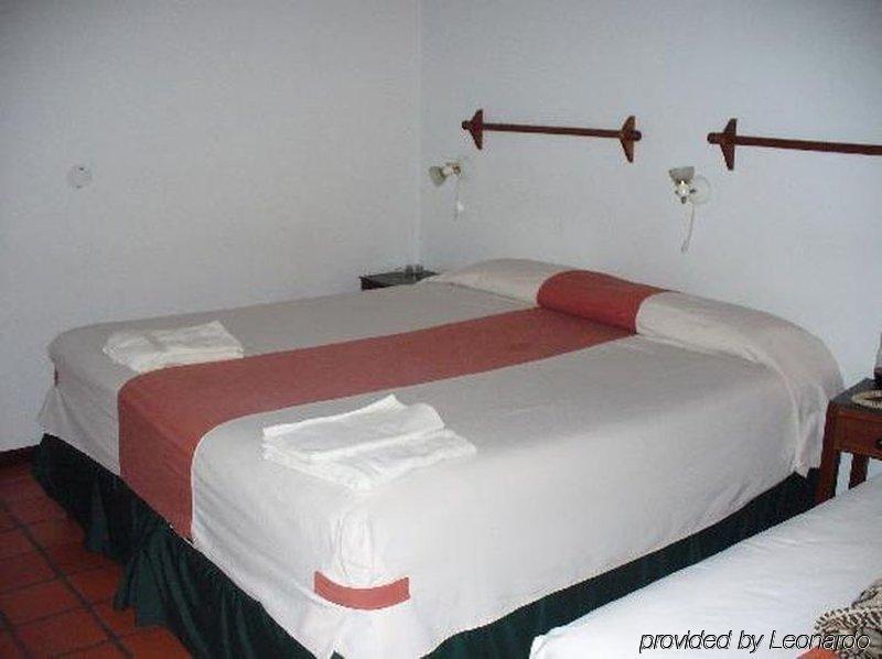 Donna Alda Hotel Salta Værelse billede
